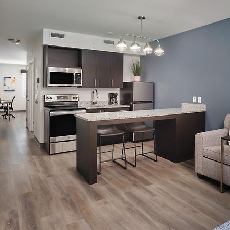 Stayapt Suites Atlanta-Newnan Exterior foto